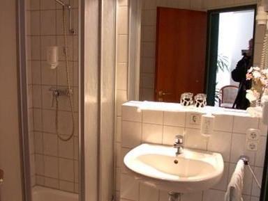 Hotel Walz Salzkotten Extérieur photo